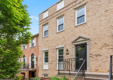 3273 Sutton Pl NW #A